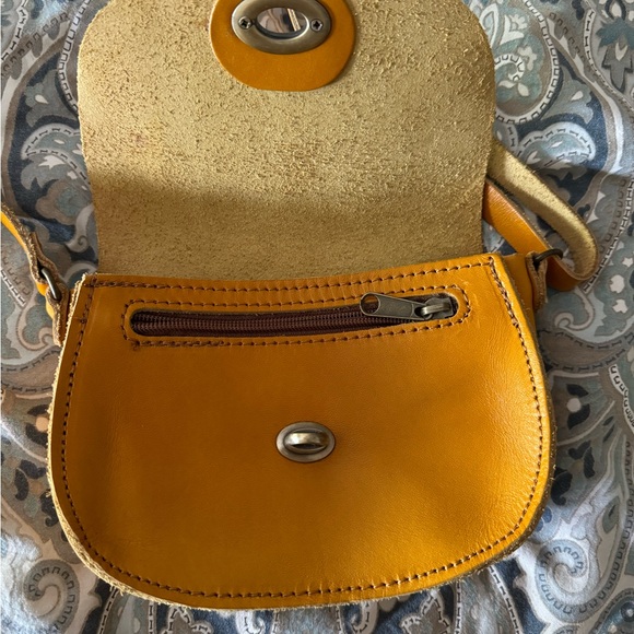 Genuine leather crossbody bag - Picture 3 of 4